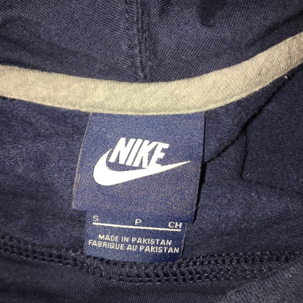 NIKE TURTLE NECK HOODIE - Picture 3 of 3